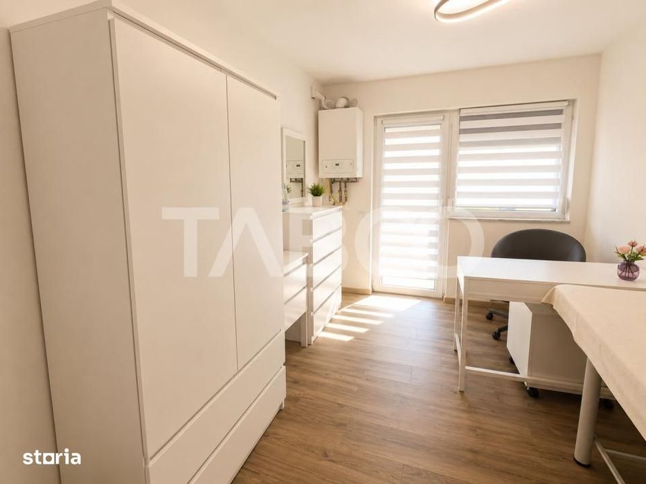 Spatiu birouri de inchiriat 2 camere si receptie zona Strand