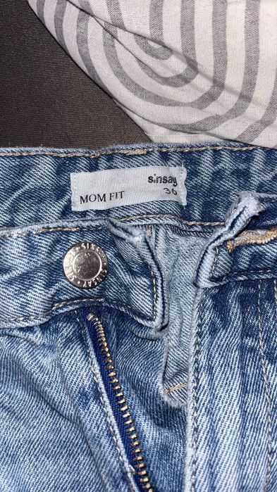 Дънки размер 36/S – стилни и удобни