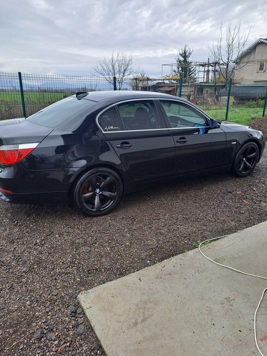 BMW E60  3000D 2006г.