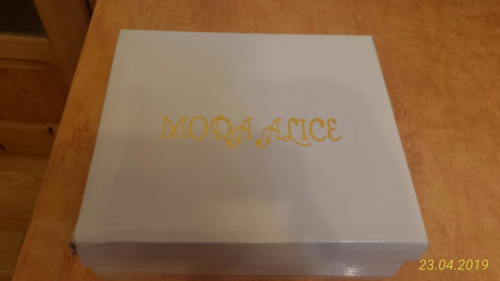 Sandale dama culoarea aurie, marimea 37