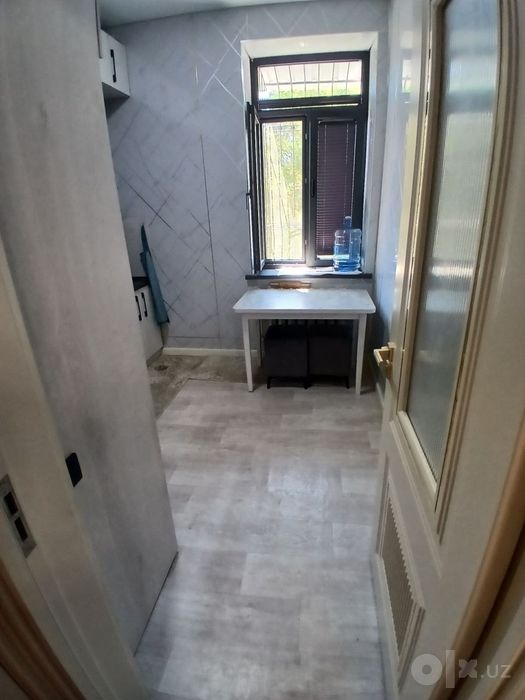 Яккасарай.Продам 3х комн квартиру в центре. 78кв/м  кирпич высокопотол