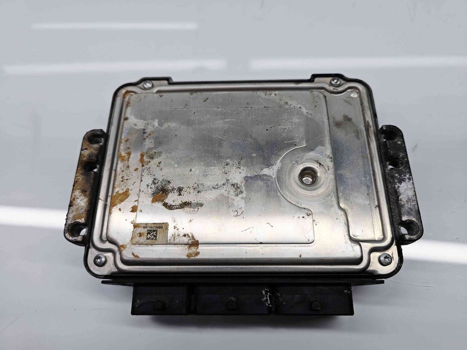 Calculator motor ECU Renault Megane 3 (B95) [Fabr 2008-2016] 237100055