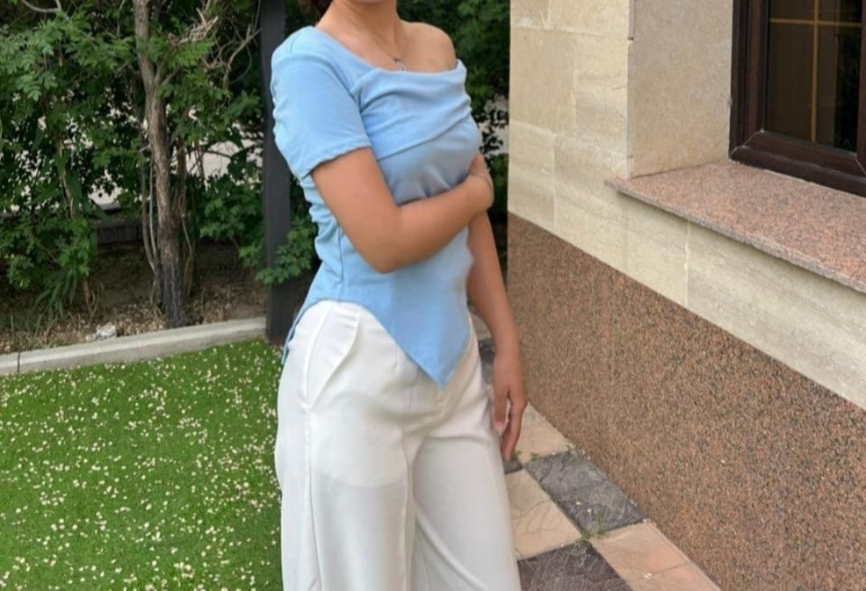 Разгрузка гардероба.