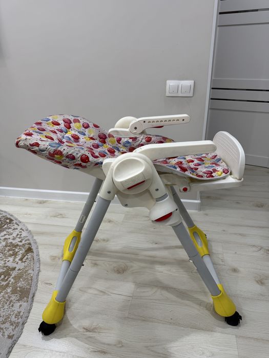 Детский стул для кормления Chicco