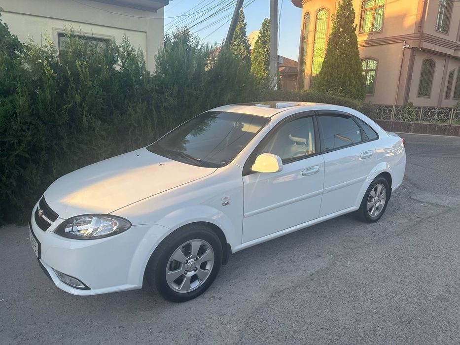 Chevrolet Gentra 2022, автомат каробка, краска тоза