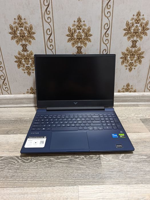 HP Victus 15  Core i5-13420H + RTX 3050 6GB, 8/512gb xotira