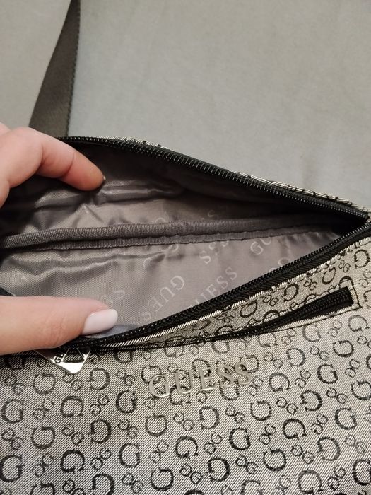 Borseta dama Guess
