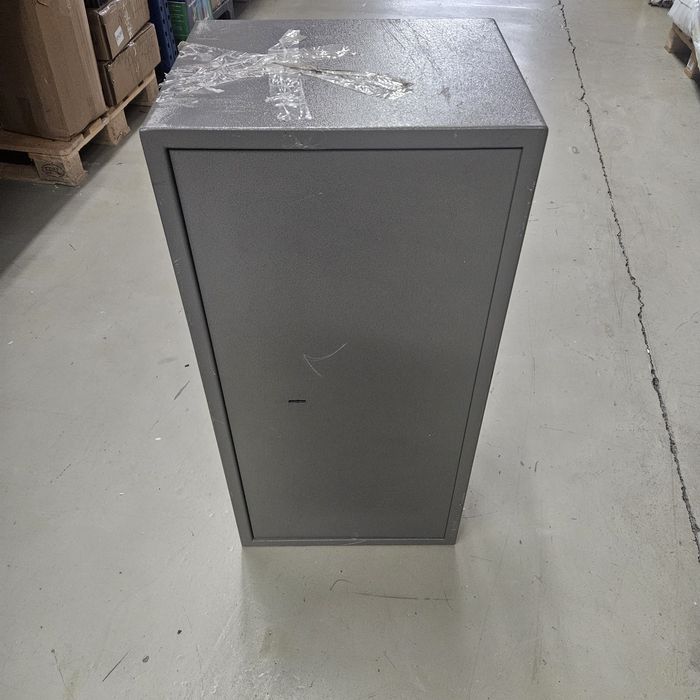 Сейф металлический