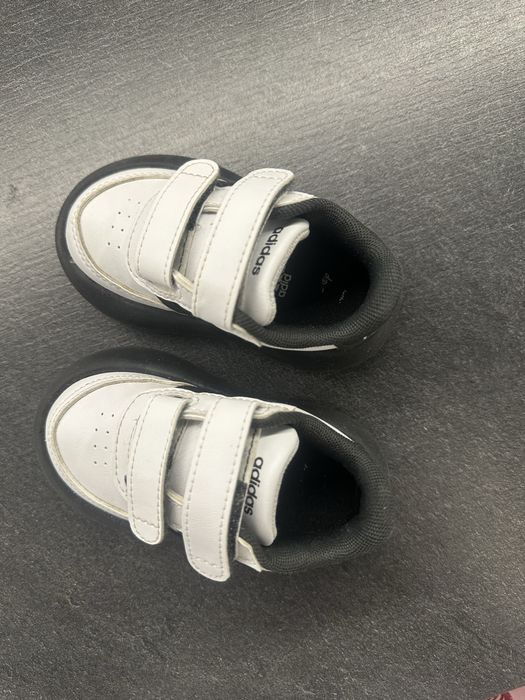 Маратонки Adidas