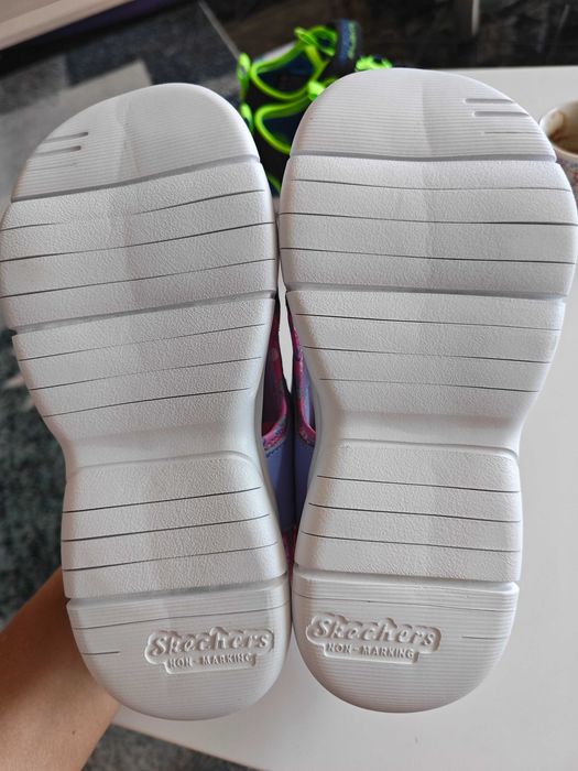 Сандали за момиче Skechers