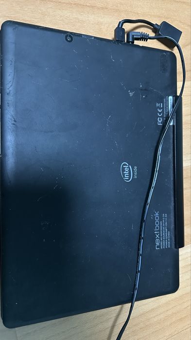 планшет-трансформер Nextbook  ноутбук