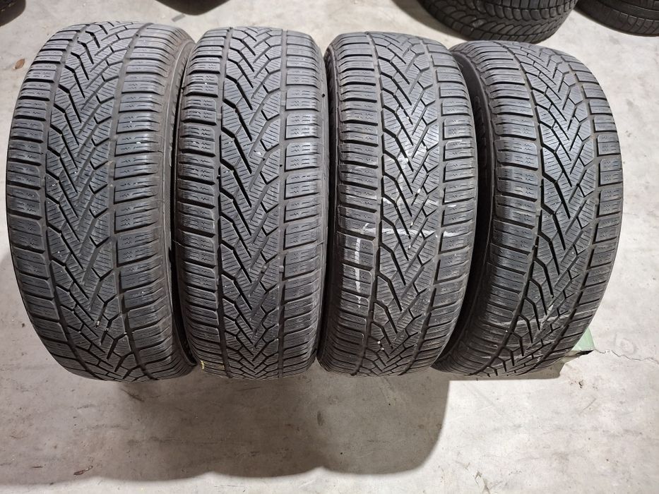 4 Anvelope de iarnă 205 60 r16 Semperit