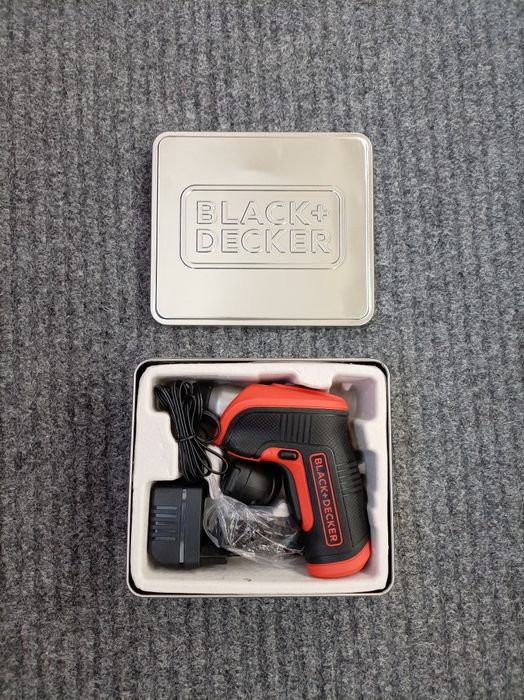 Акумулаторна отвертка BLACK+DECKER Set, 3.6V, 1.5 Ah,5.5 Nm