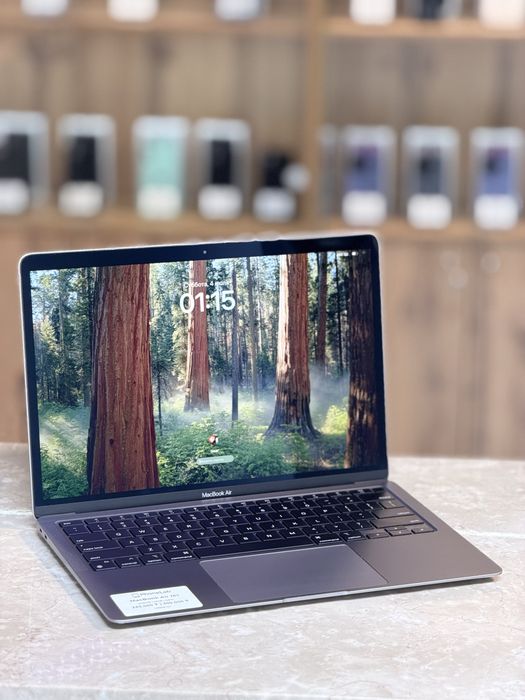 MacBook Air M1 256GB / 8GB PhoneLab