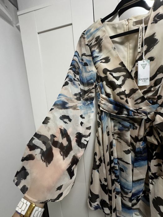 Дамска ефирна рокля Guess