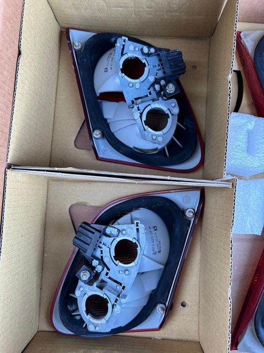 Задние фонари Мерседес w210