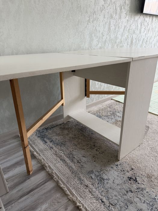 Продам стол складной