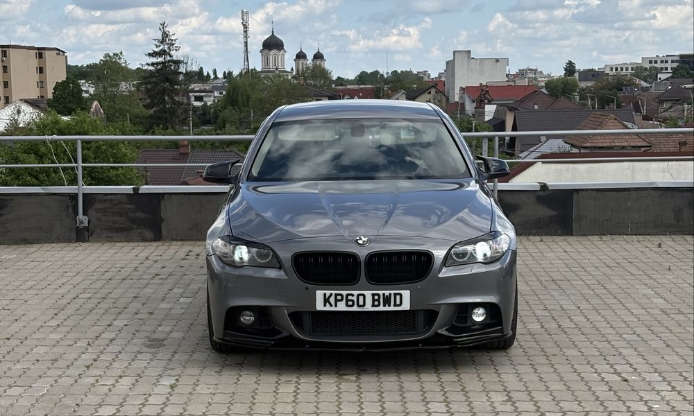 Bmw Seria 5 F10 ~ M-Paket ~ Volan dreapta