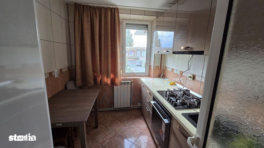 Apartament Cu 3 Camere De Vânzare – Micro 17