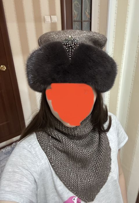 Продам норковую шапку с шарфов