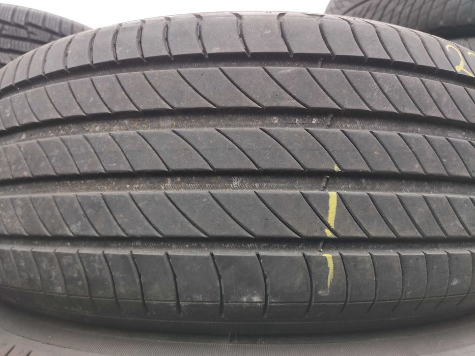 4бр Летни гуми 225 45 17 - Bridgestone