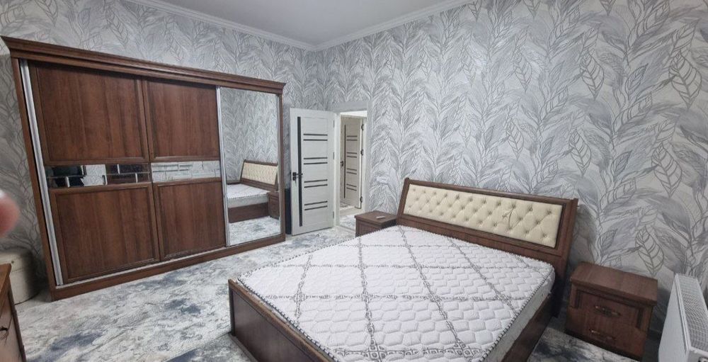 Новза метро йулида COMPASSга якин жойлашган 2 квартира  бор