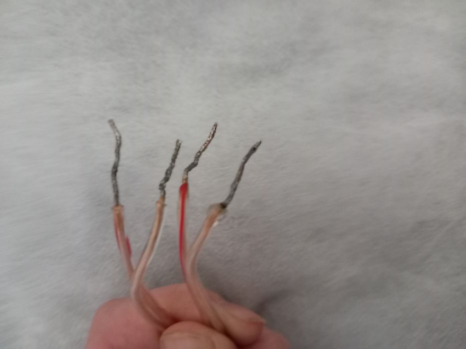 Бас тонколона за кола