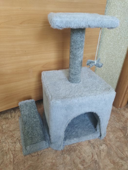 Домик для кошки с когтеточкой