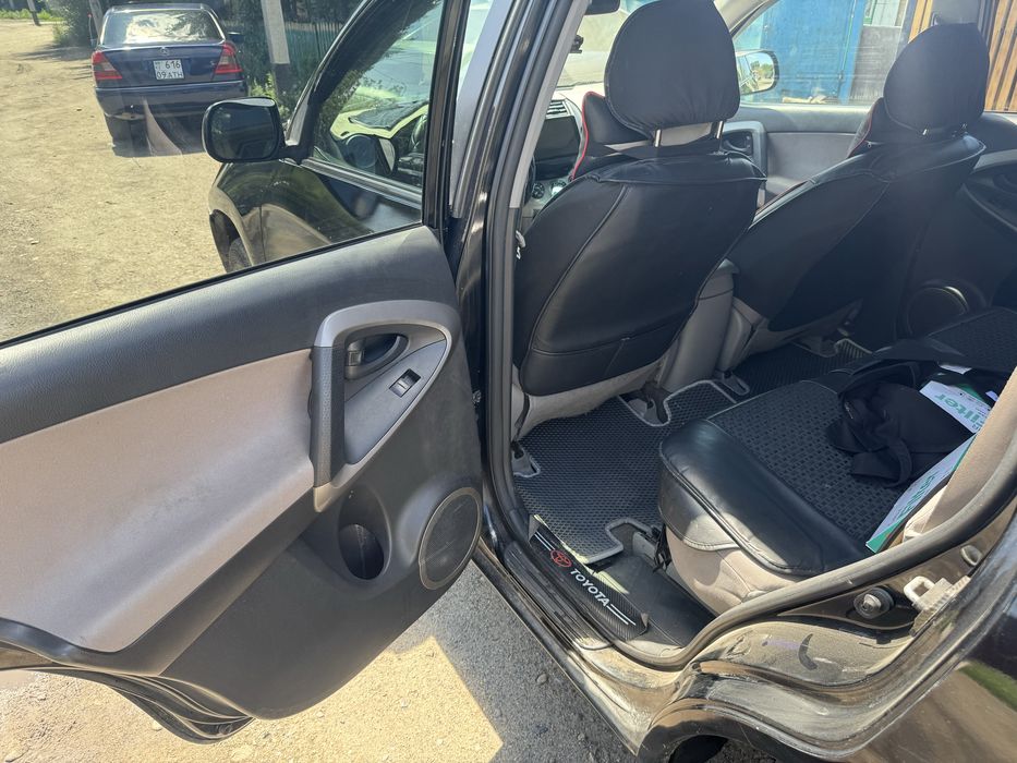 Продам Rav 4 2007