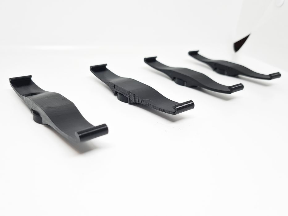 Suporti magnetici pentru numarul de inmatriculare