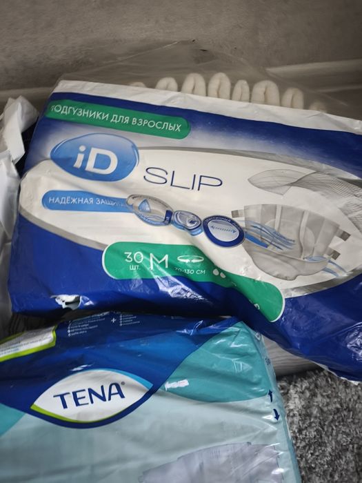 Продам памперсы 2 упаковки