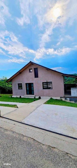 CASĂ DE VÂNZARE! Preț 119.500 E Casa ideală pentru tine Milcoiu Vâlcea