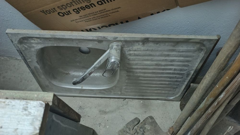 Vînd chiuvetă bucătărie