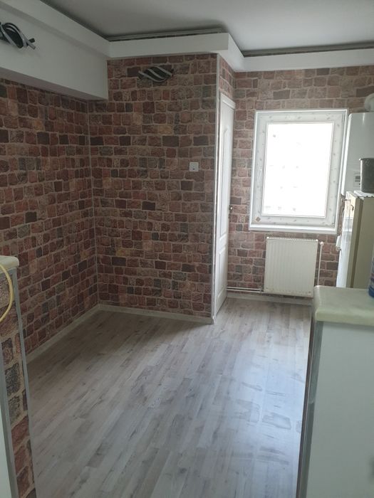 Vand apartament 3 camere