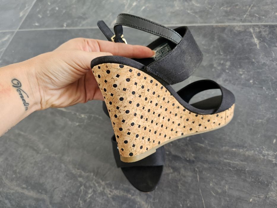 Дамски сандали, оригинални