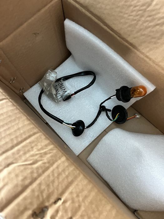 Задний левый фара монза