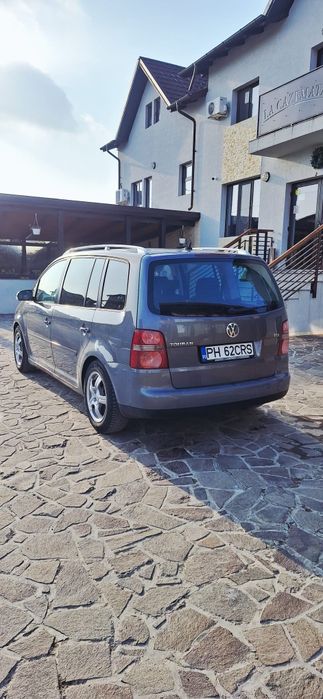 VOLKSWAGEN Touran 2005 — imagine 3