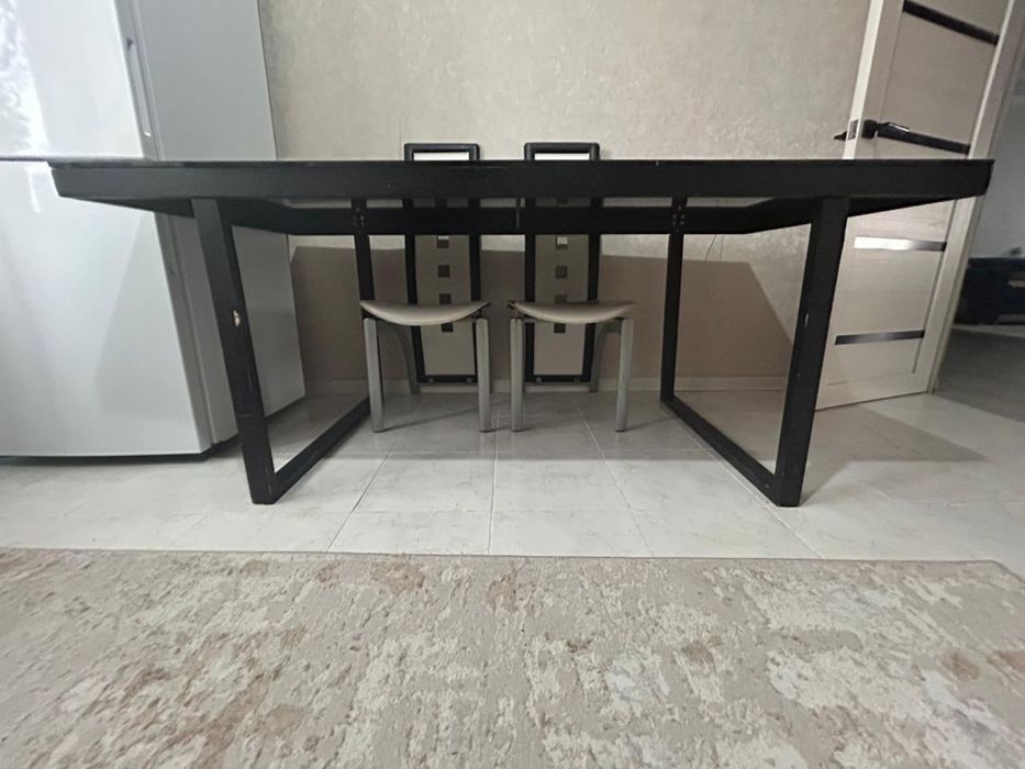 Продам стол со стульями