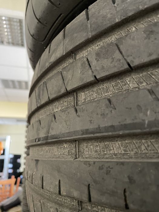 Goodyear  255/40r19 dot 4119 7mm