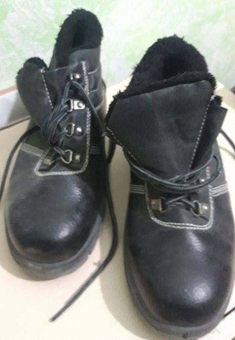 Спец  Обувь зимний 38 -40 . .