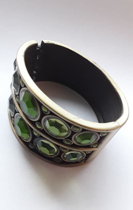 Bratara egipteana de dama.