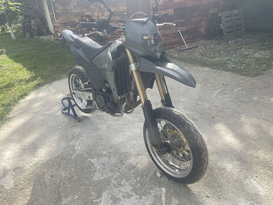 Motocicleta Husqvarna SM610, 2007