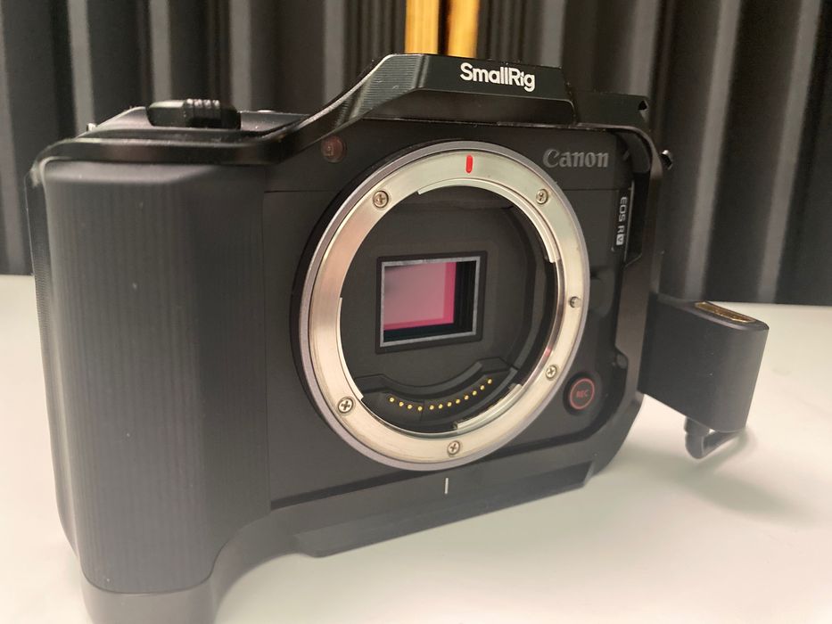Canon EOS R50V Aparat Foto Mirrorless Crop 24MP Video 4K Body