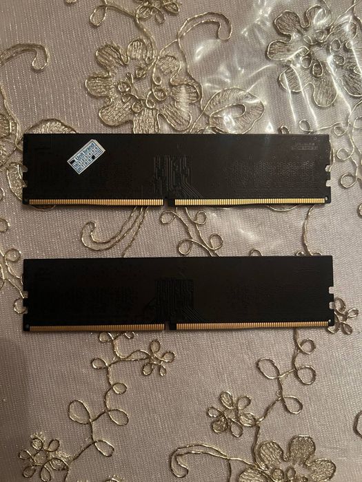 DDR4 RAM 16GB (4+4+8) 2400 MHz
Sarlavha: DDR4 RAM 4DDR4 RAM