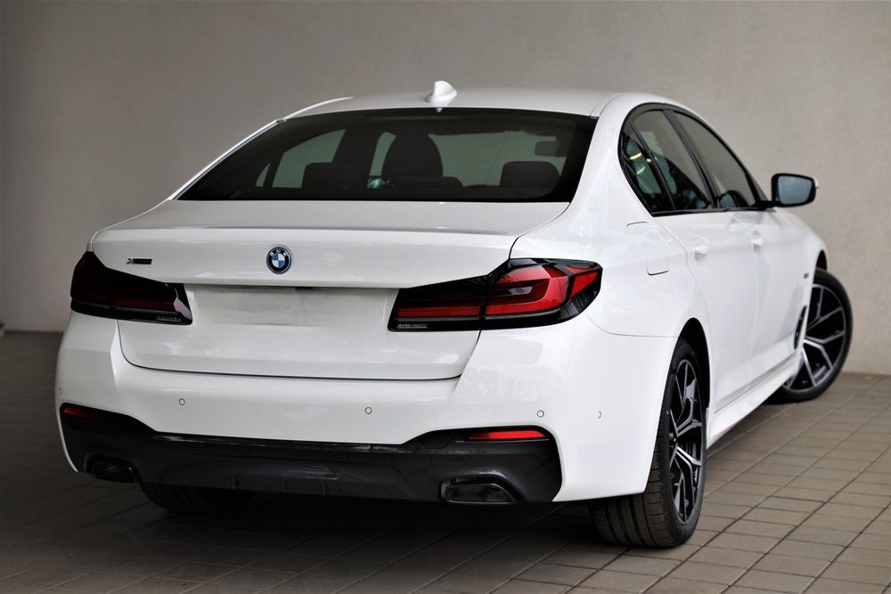 G30 lci M пакет BMW Mtech bodykit предна броня задна прагове дифузьор