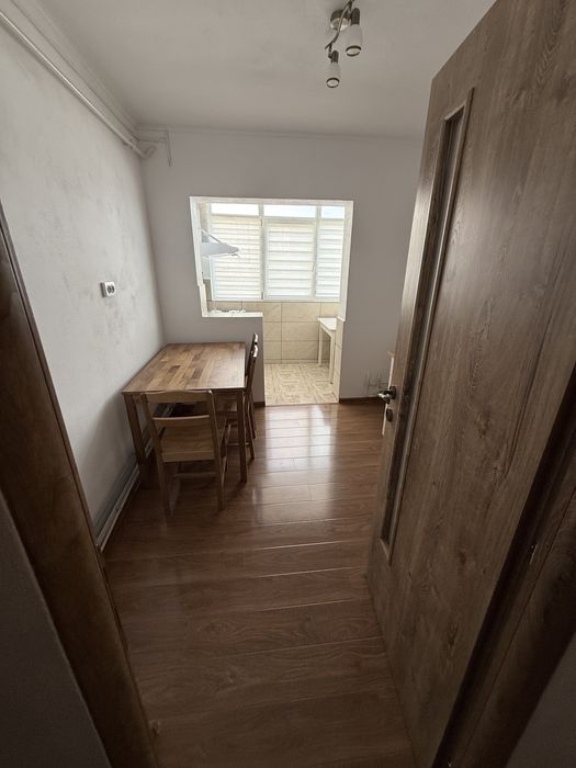 Apartament 2 camere de închiriat