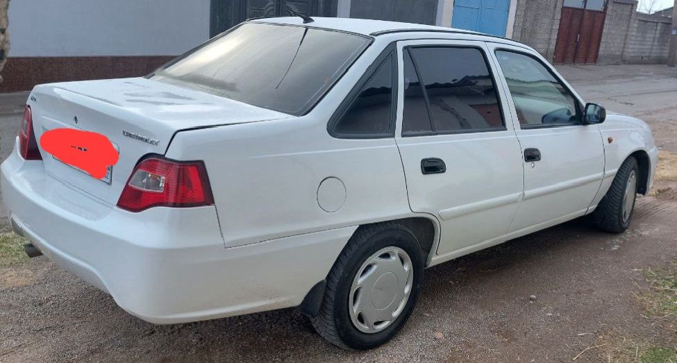 Toʻliq Kraska sepilgan 1.5 mator mator ozgina moy yeydi