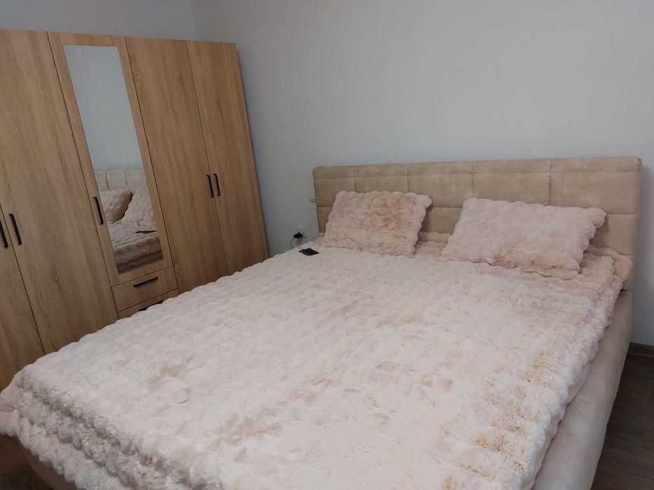 Продава се Къща в Белица - 320 кв.м за 0 €/кв.м - Снимка #4