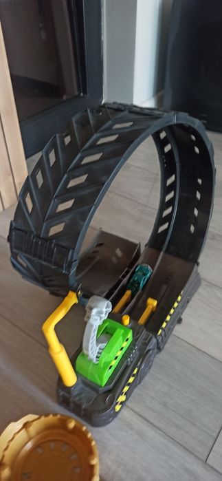 Писти Hot wheels