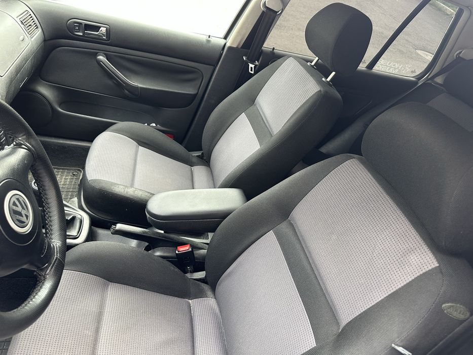 VW Golf 4 (2001) – 1.6 Benzina | Pentru Rabla, sau Dezmembrări .